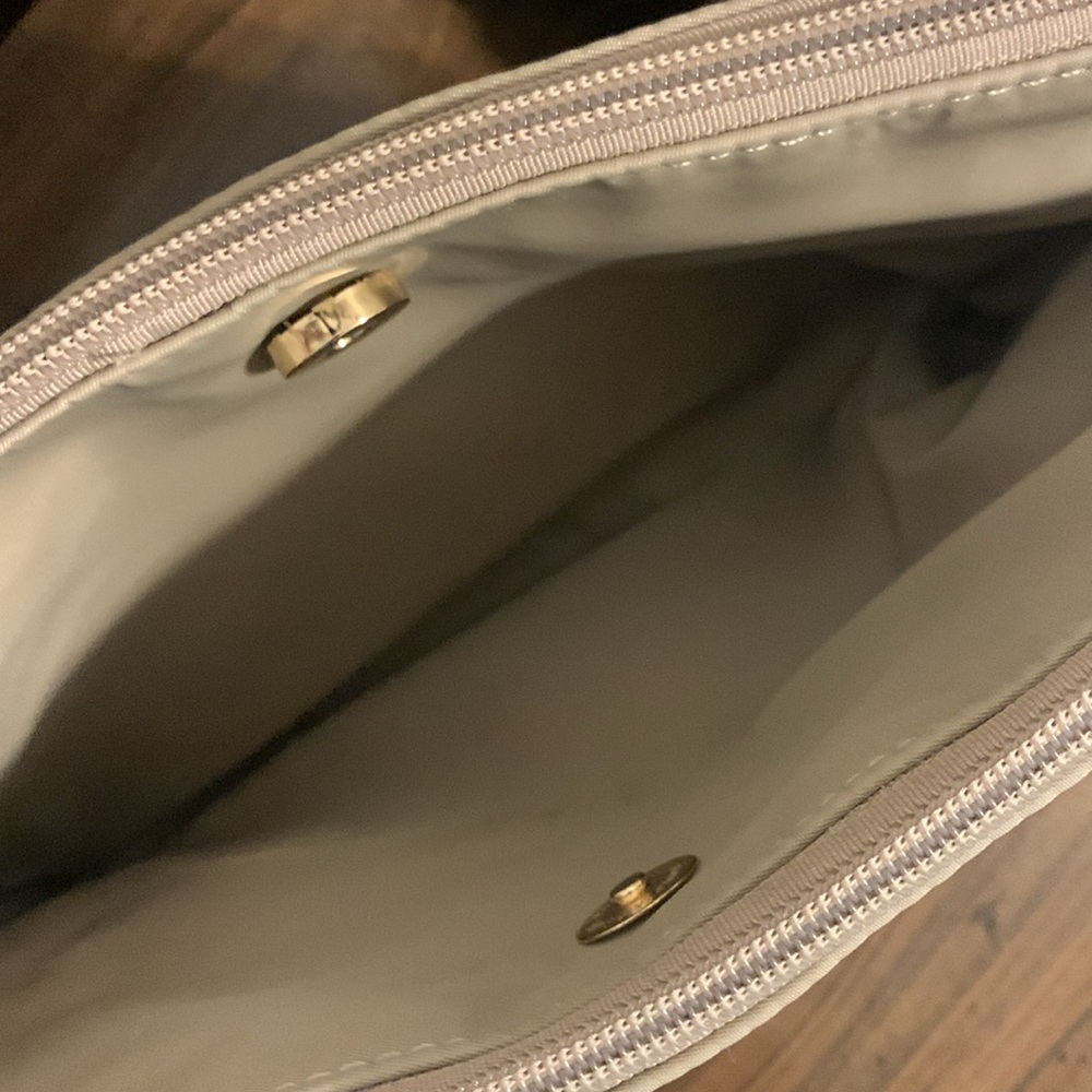 Purse - Picture 3 of 5